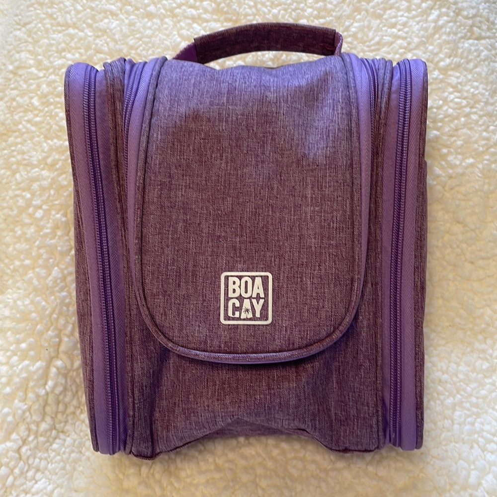 Boa Cay travel bag in heather purple; used once